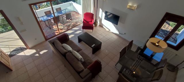 Villa/Maison de 3 chambres à louer à El Montgó, Dénia avec piscine garage - 1 900 € (Ref: 9436599)