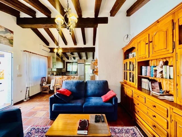 Chalet de 2 habitaciones en Dénia en venta - 346.000 € (Ref: 9436600)