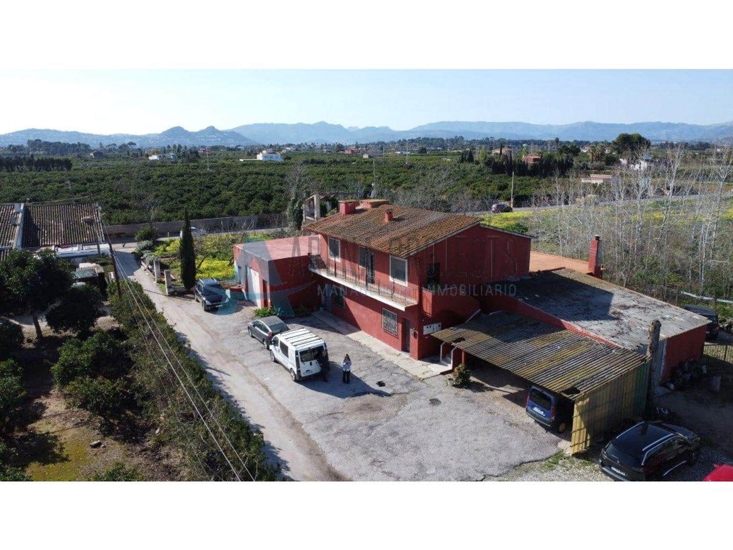 6 sovrum Villa till salu i Denia med garage - 350 000 € (Ref: 9436604)