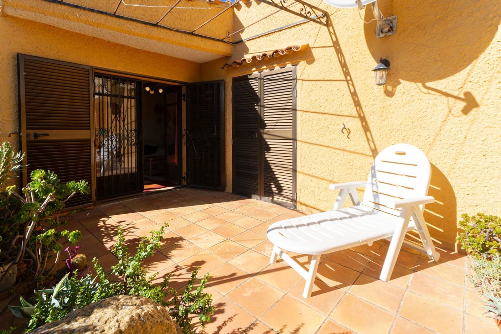 Apartamento de 2 habitaciones en Dénia en venta con garaje - 215.000 € (Ref: 9470047)