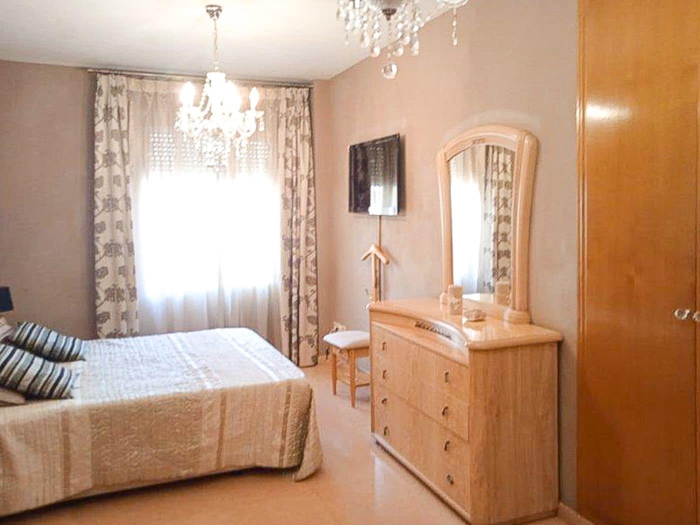 3 Zimmer Apartment zu verkaufen in Denia - 245.000 € (Ref: 9470050)