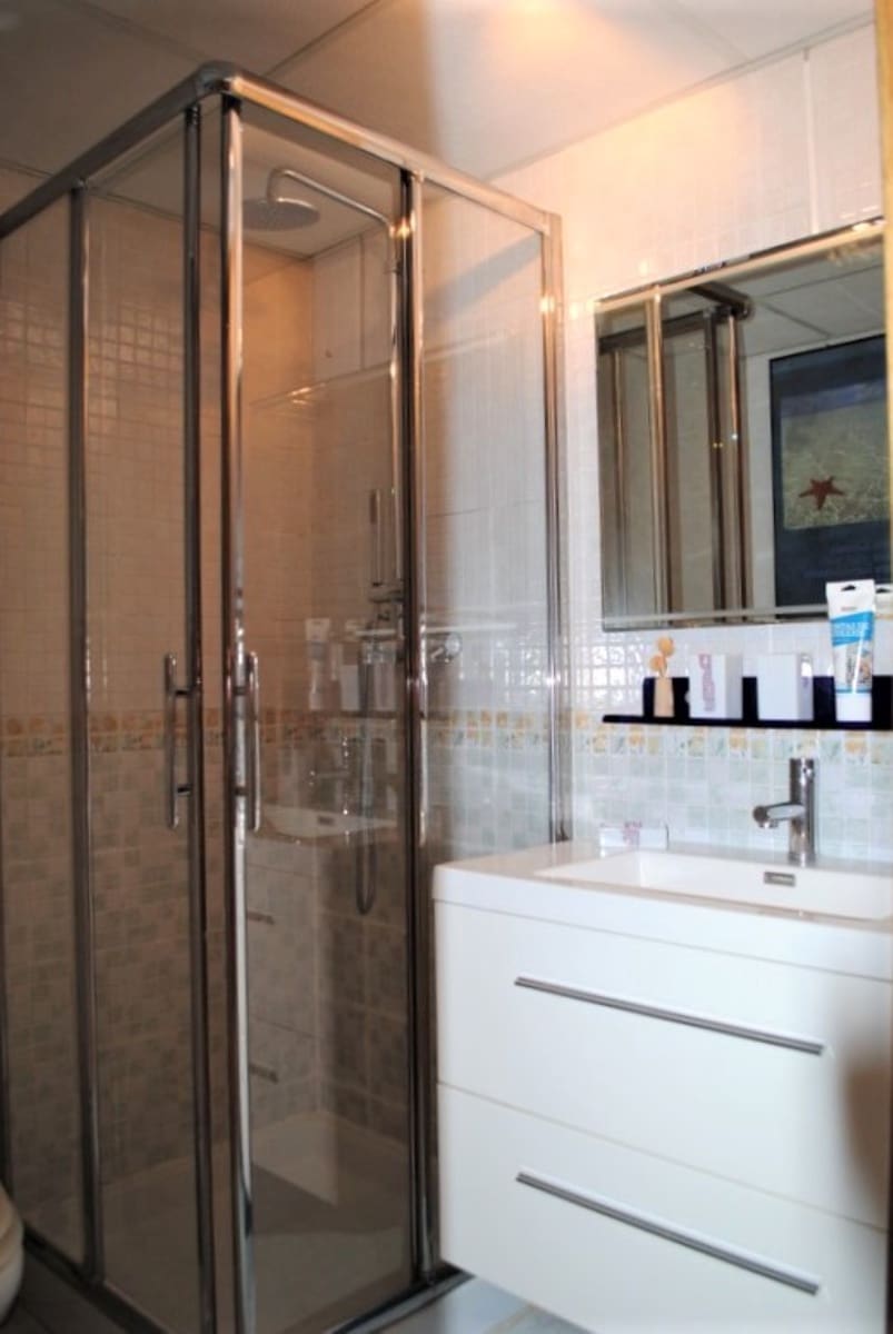 Apartamento de 2 habitaciones en Dénia en venta con piscina garaje - 280.000 € (Ref: 9491913)