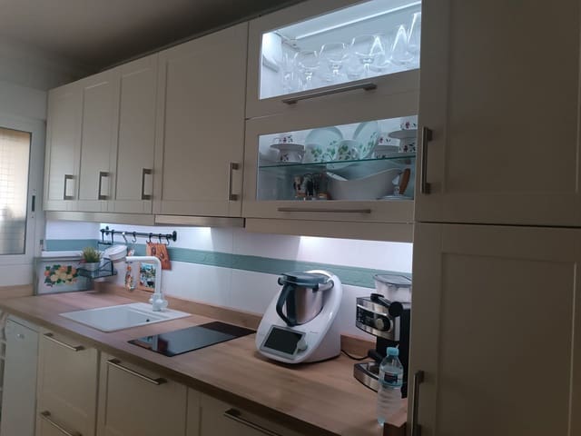 5 chambre Maison de Ville à vendre à Dénia avec piscine - 440 000 € (Ref: 9494111)