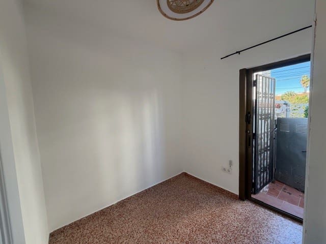 2 makuuhuone Omakotitalo myytävänä paikassa Denia - 229 000 € (Ref: 9495588)