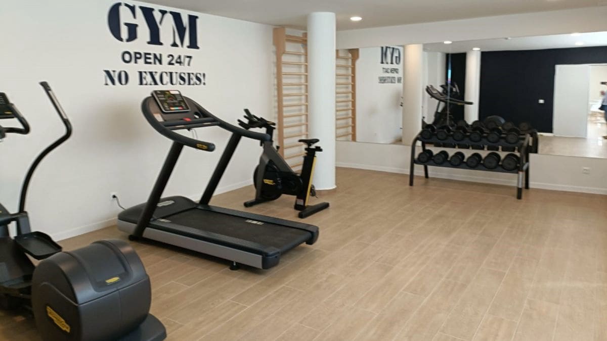 4 sypialnia Mieszkanie na sprzedaż w Denia z basenem garażem - 455 000 € (Ref: 9523033)