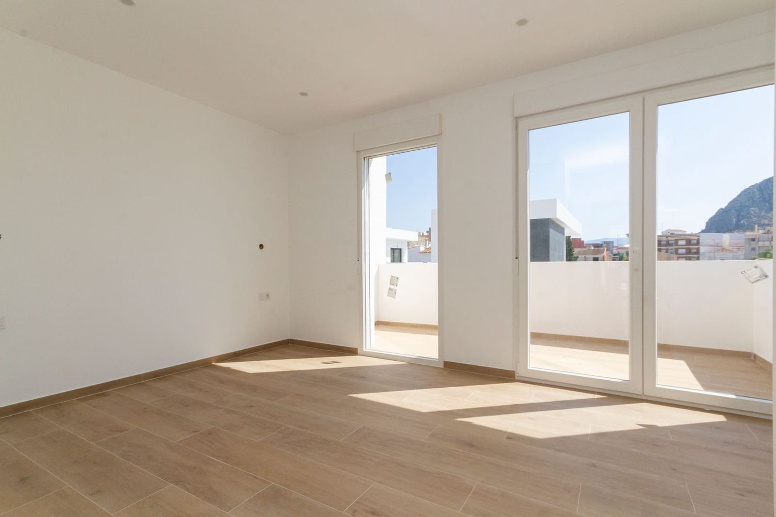 3 sypialnia Willa na sprzedaż w Denia z basenem - 439 000 € (Ref: 9523036)