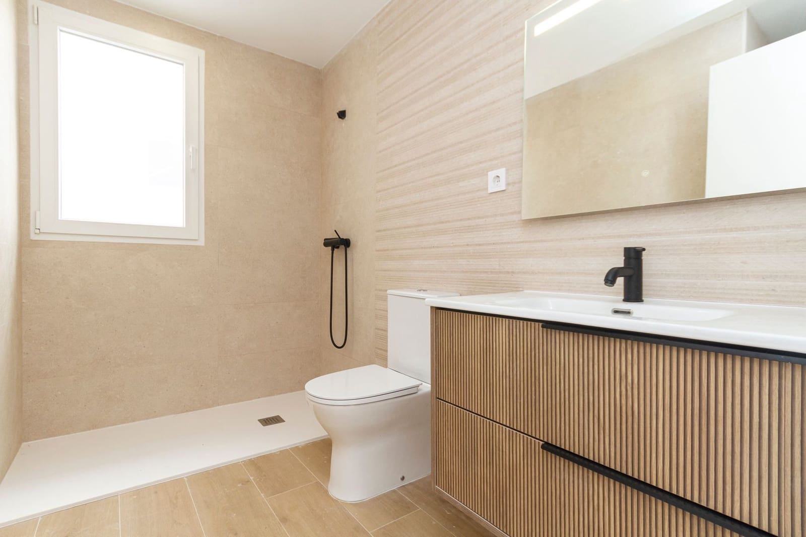 3 sypialnia Willa na sprzedaż w Denia z basenem - 439 000 € (Ref: 9523036)