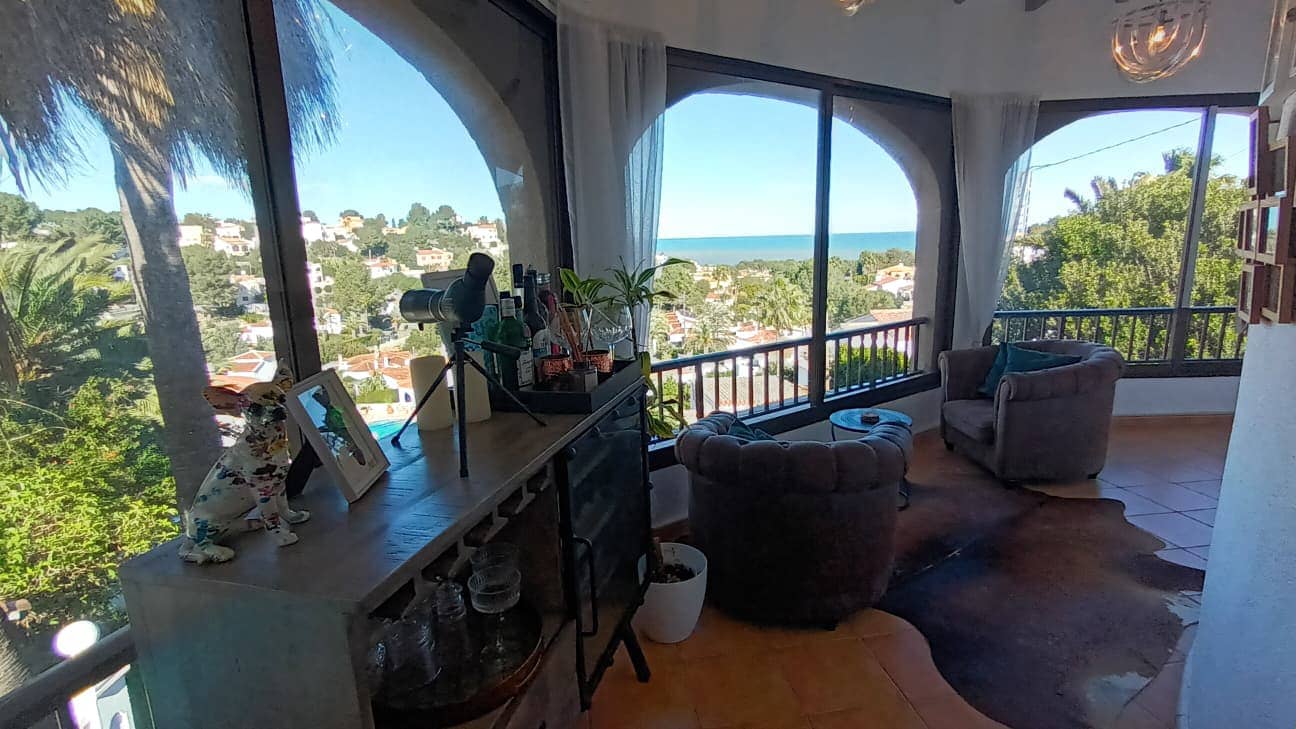 Chalet de 3 habitaciones en Dénia en venta con piscina garaje - 595.000 € (Ref: 9597175)