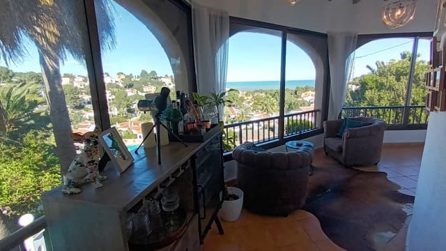 Chalet de 3 habitaciones en El Montgó, Dénia en venta con piscina garaje - 595.000 € (Ref: 9597175)