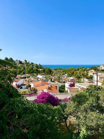 3 makuuhuone Huvila myytävänä paikassa El Montgó, Dénia mukana uima-altaan - 595 000 € (Ref: 9597175)