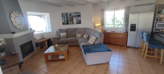 3 sypialnia Willa na sprzedaż w El Montgó, Dénia z basenem - 595 000 € (Ref: 9597175)