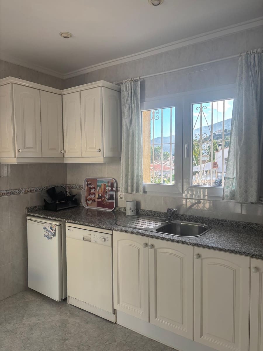 4 sovrum Villa till salu i Pedreguer med pool - 590 000 € (Ref: 9597176)