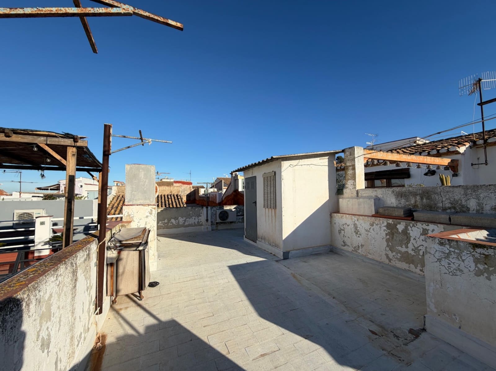 2 bedroom Townhouse for sale in Denia - € 230,000 (Ref: 9606887)