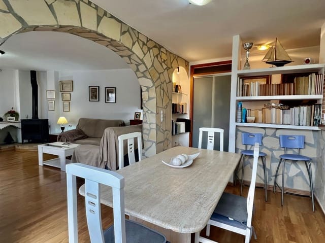 3 quarto Apartamento para venda em Centro Urbano, Dénia - 185 000 € (Ref: 9606893)