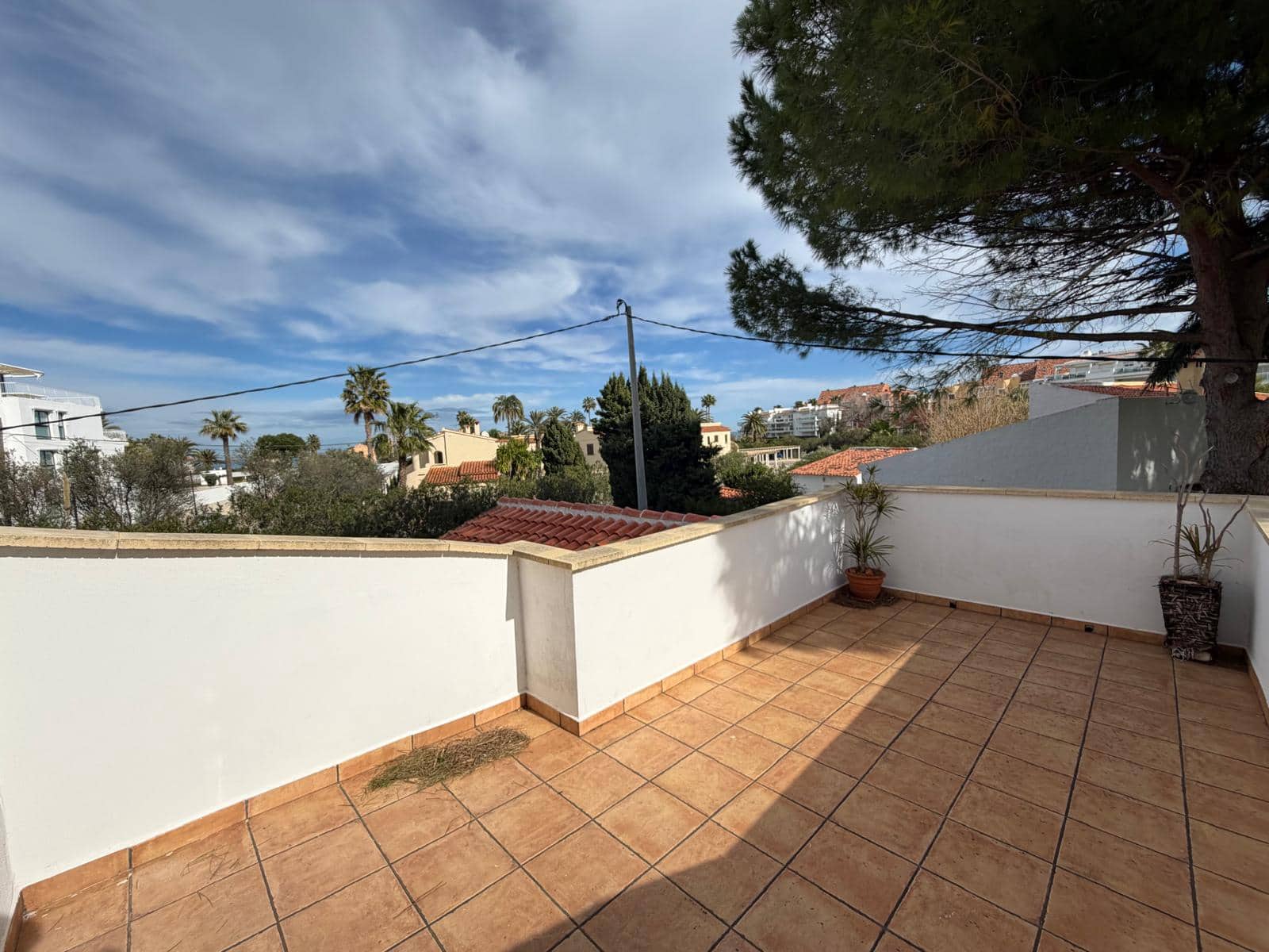 Chalet de 4 habitaciones en Dénia en venta con piscina - 659.000 € (Ref: 9606895)