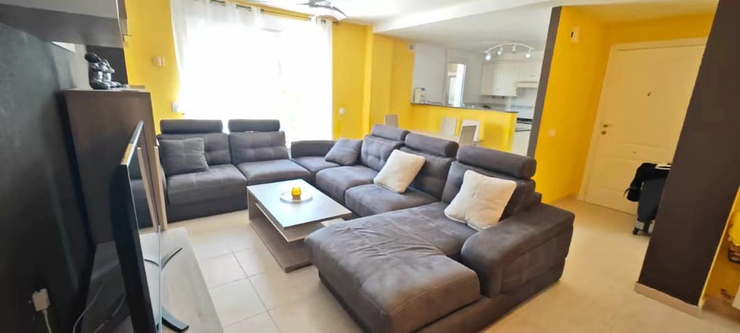 2 soveværelse Lejlighed til salg i Denia med swimmingpool - € 233.400 (Ref: 9628187)