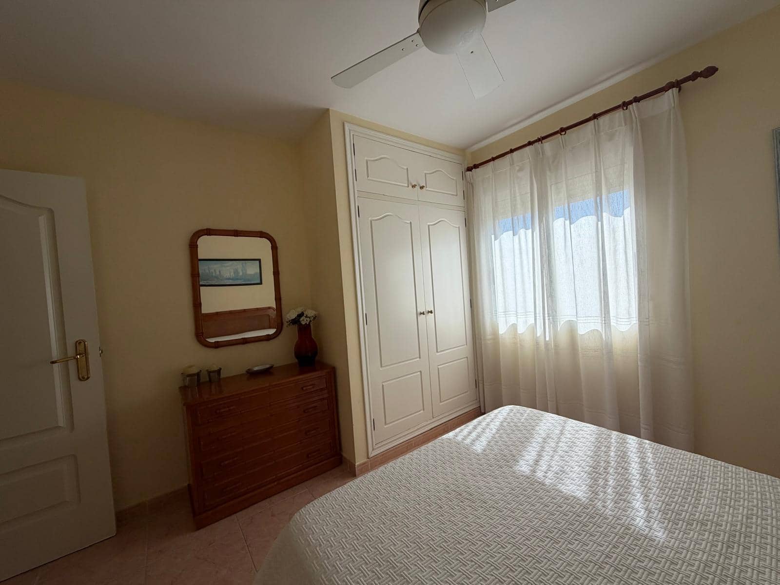 2 bedroom Apartment for sale in Denia with pool - € 280,000 (Ref: 9628188)