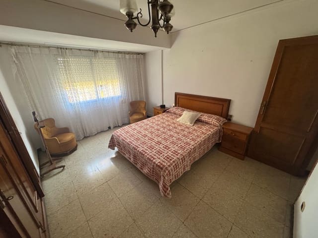 Apartamento de 3 habitaciones en Centro Urbano, Dénia en venta - 270.000 € (Ref: 9653031)