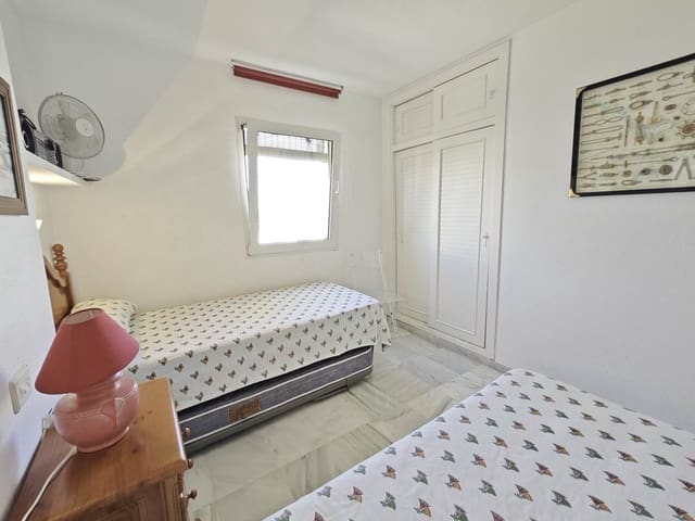 Apartamento de 2 habitaciones en Dénia en venta con piscina - 489.000 € (Ref: 9653032)