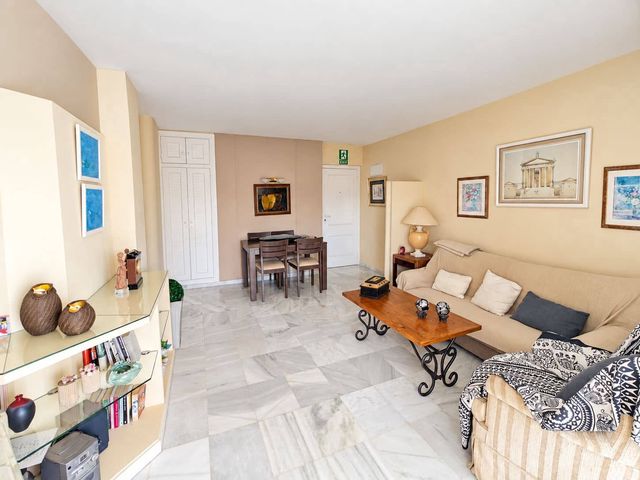 2 soveværelse Strandlejlighed til salg i Las Marinas / Les Marines, Dénia med swimmingpool garage - € 415.000 (Ref: 9653032)