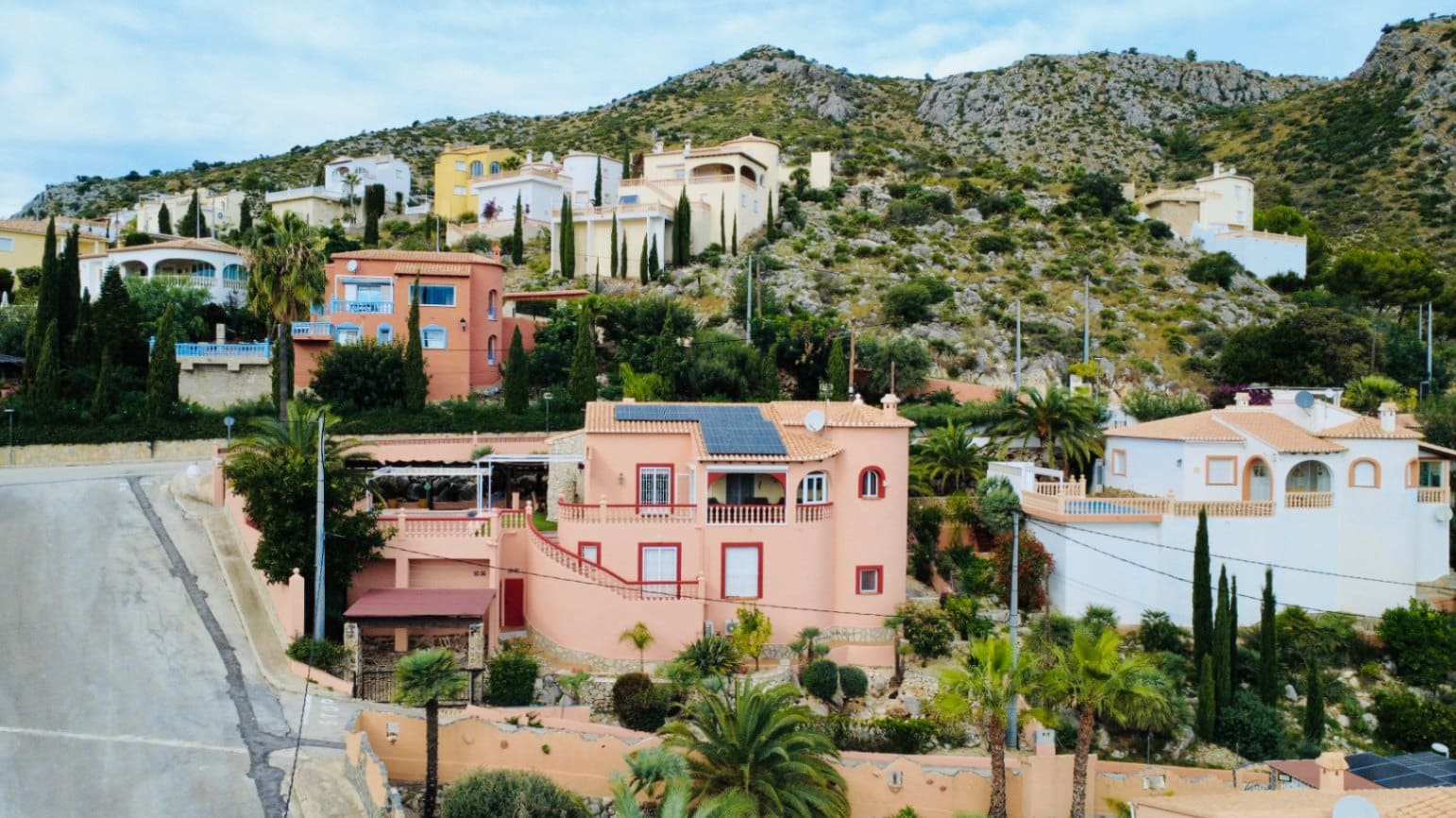 5 bedroom Villa for sale in Sanet i Negrals with pool - € 595,000 (Ref: 9653035)