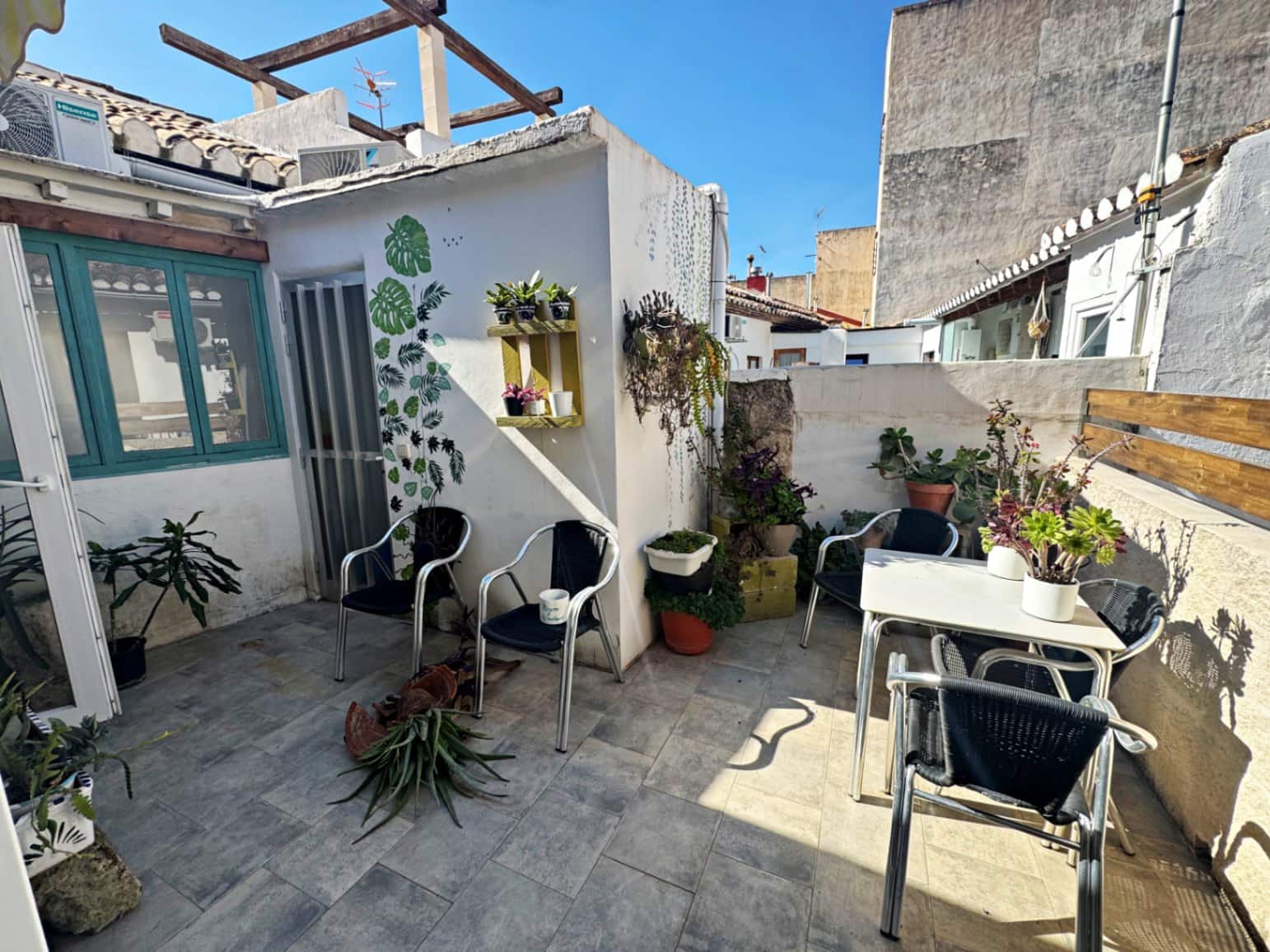 3 bedroom Townhouse for sale in Denia with garage - € 398,000 (Ref: 9669208)