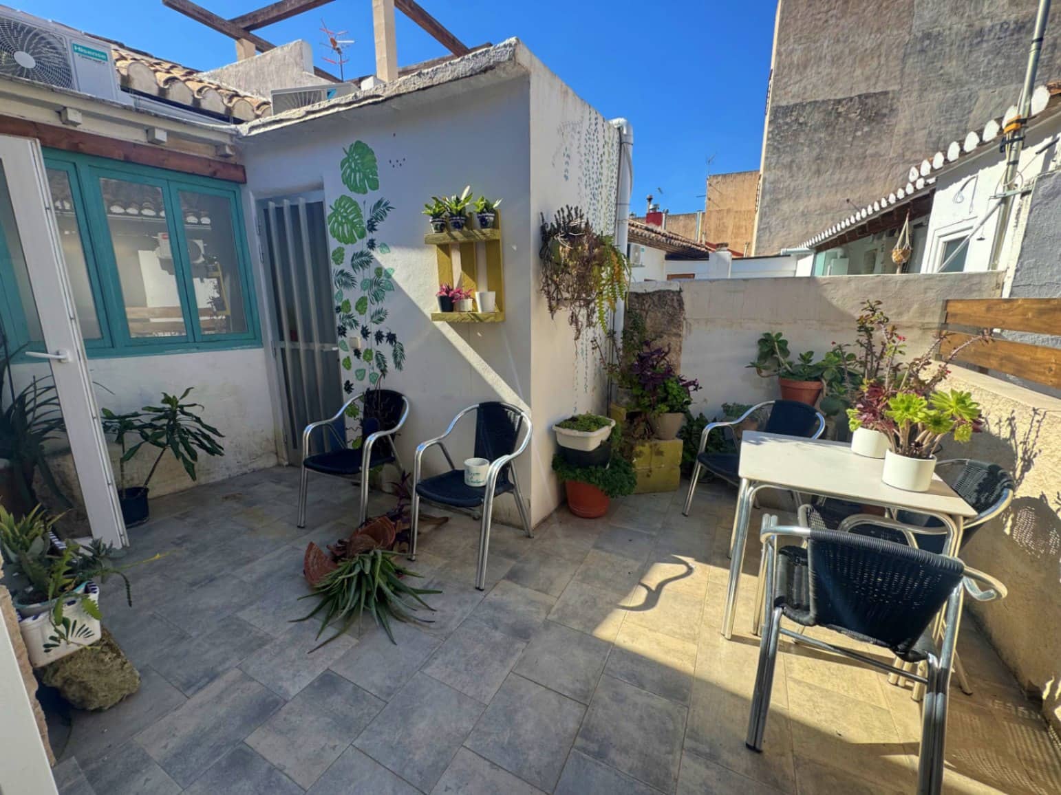 3 bedroom Townhouse for sale in Denia with garage - € 398,000 (Ref: 9669208)