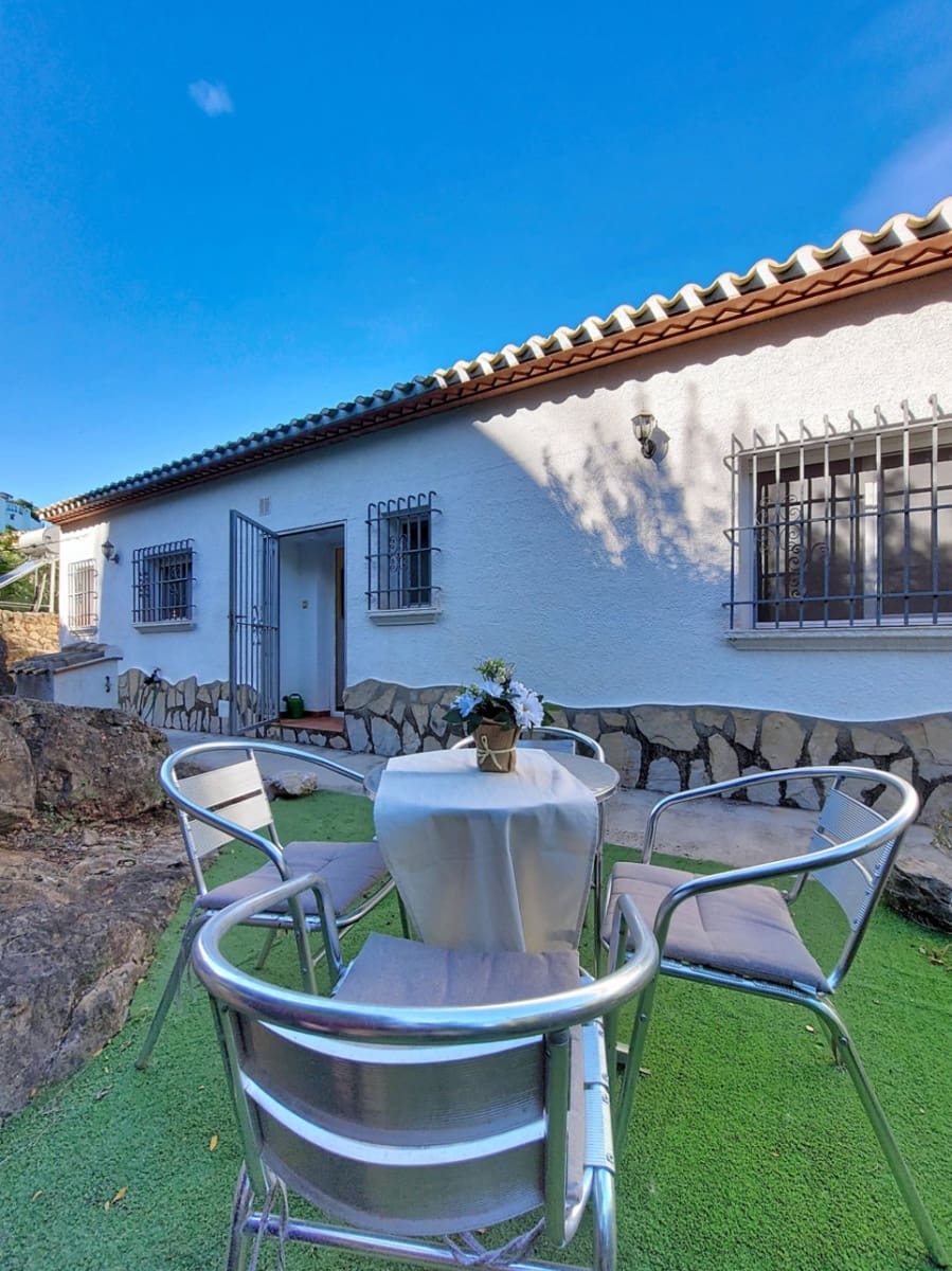 3 soverom Villa til salgs i Monte Pego med svømmebasseng garasje - € 400 000 (Ref: 9687543)