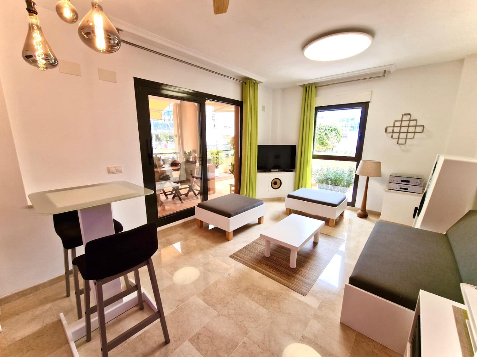 2 sovrum Strandlägenhet till salu i Denia med pool garage - 472 500 € (Ref: 9714239)