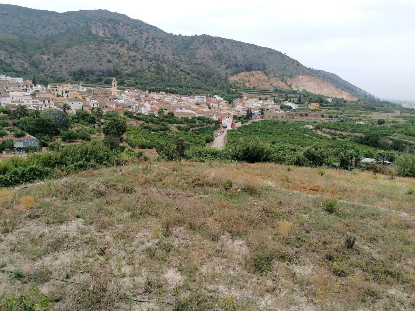 Terrain à Bâtir à vendre à Forna - 58 500 € (Ref: 9714253)