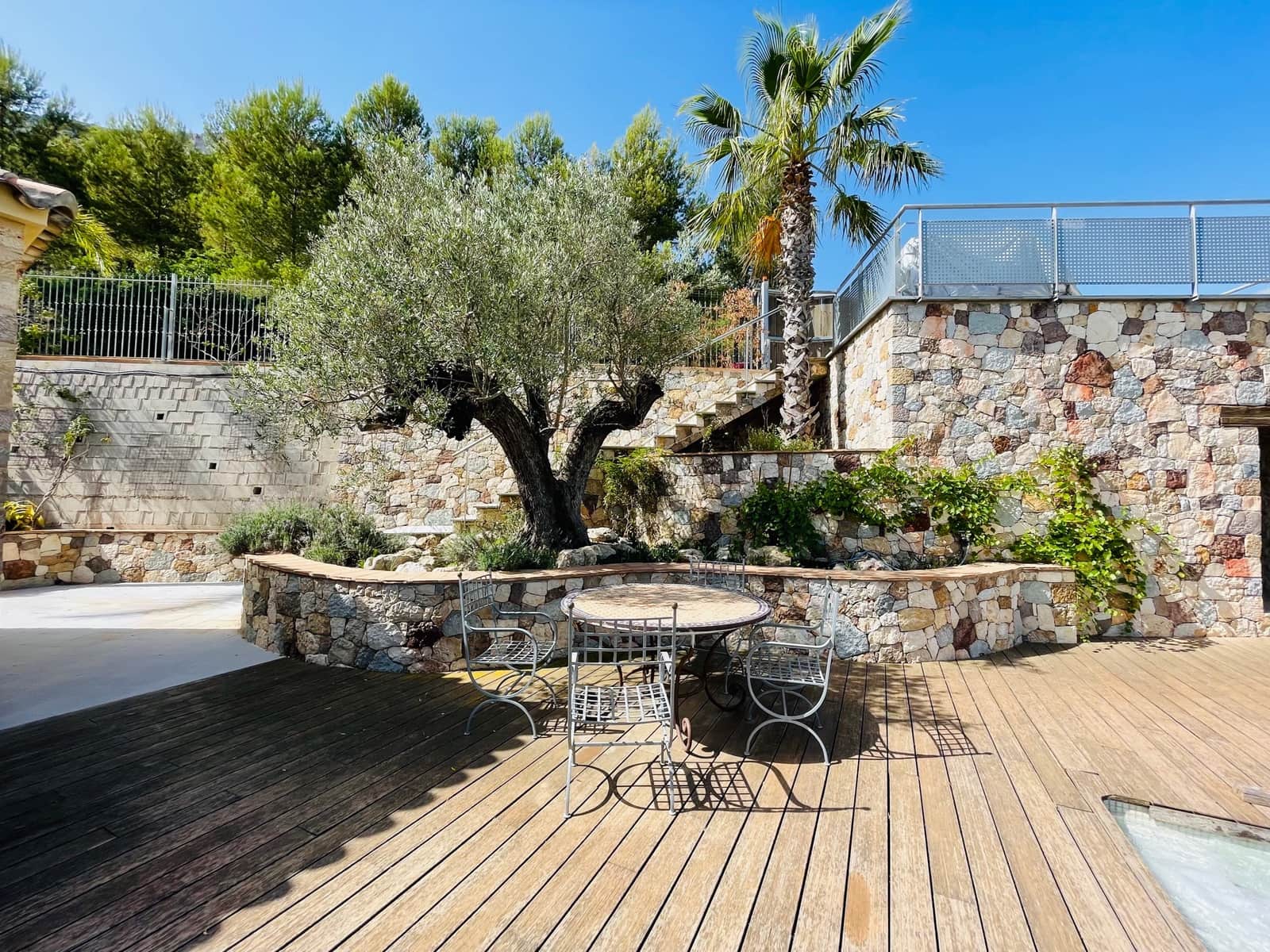 5 bedroom Villa for sale in Denia with pool garage - € 1,250,000 (Ref: 9720968)