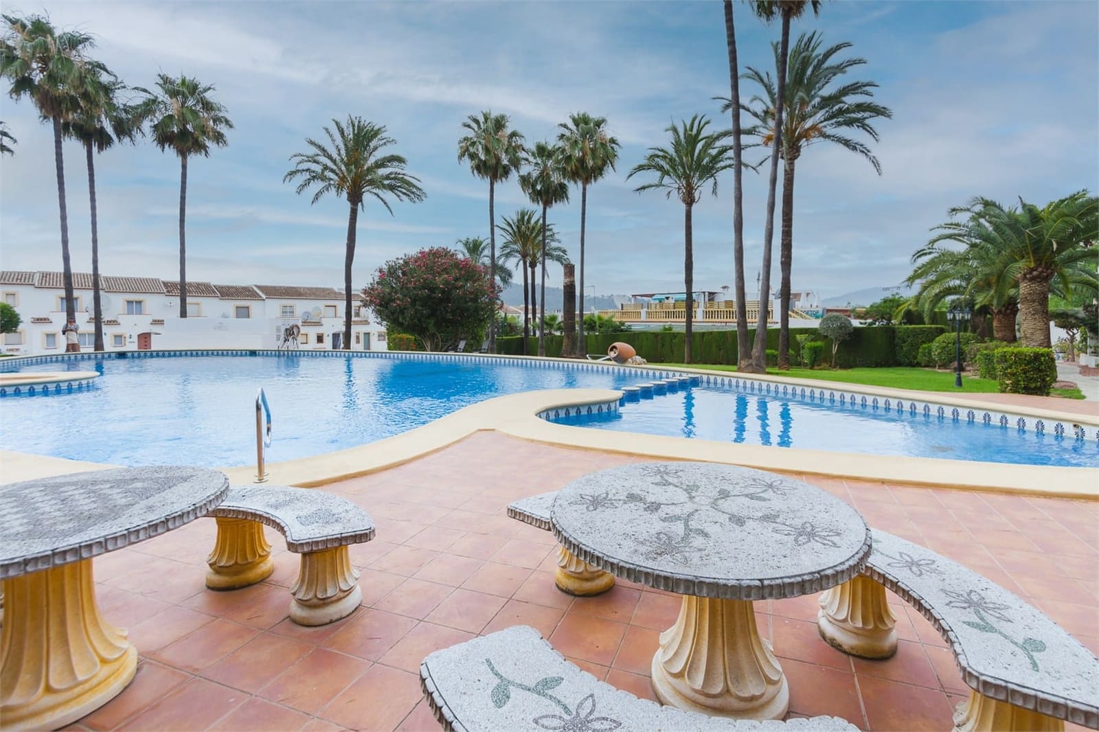 3 bedroom Bungalow for sale in Pedreguer with pool garage - € 322,000 (Ref: 9720970)