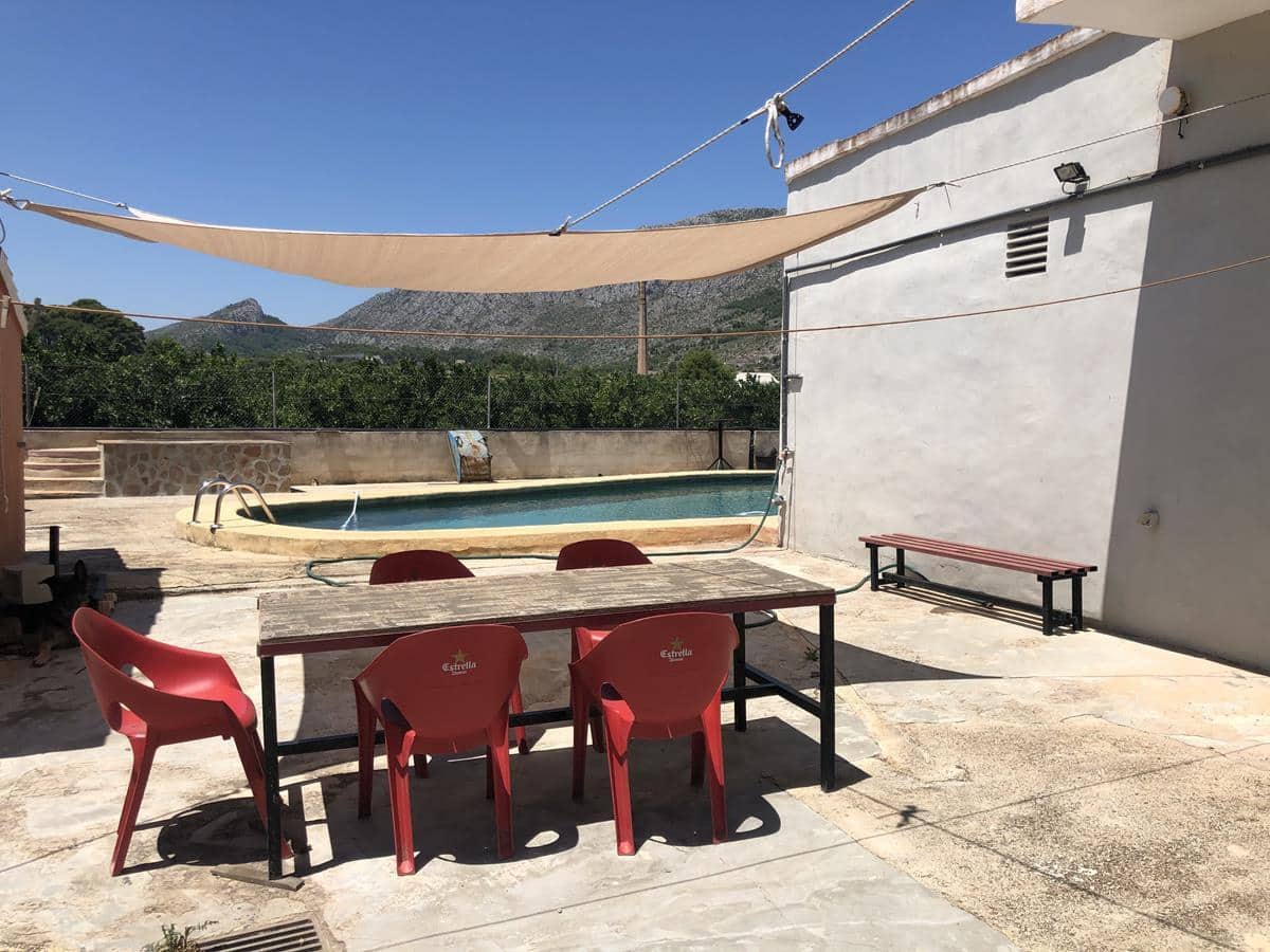 2 sypialnia Finka/Dom wiejski na sprzedaż w Ondara z basenem garażem - 368 000 € (Ref: 9720973)