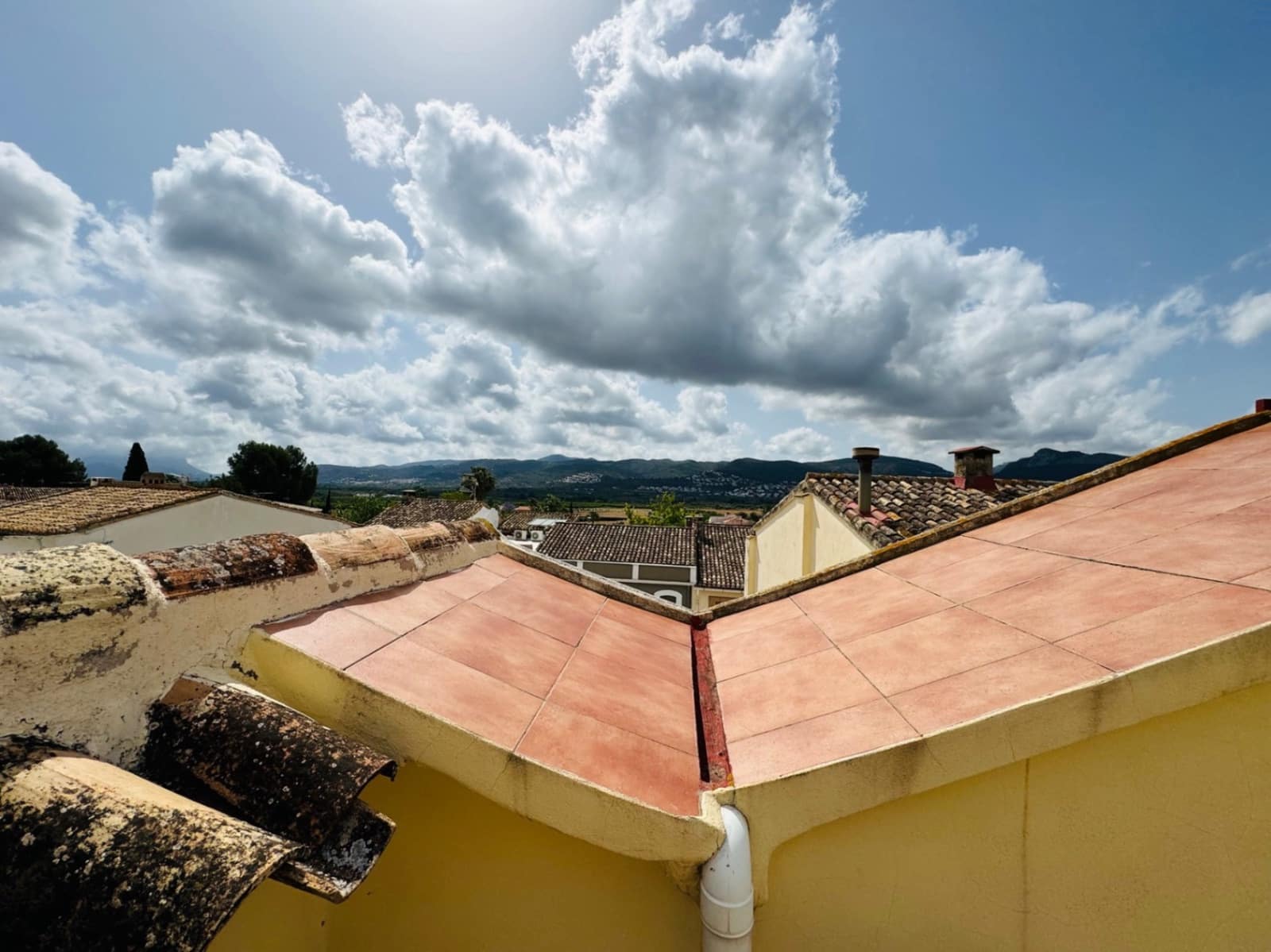 Casa de 4 habitaciones en Tormos en venta - 227.000 € (Ref: 9720975)