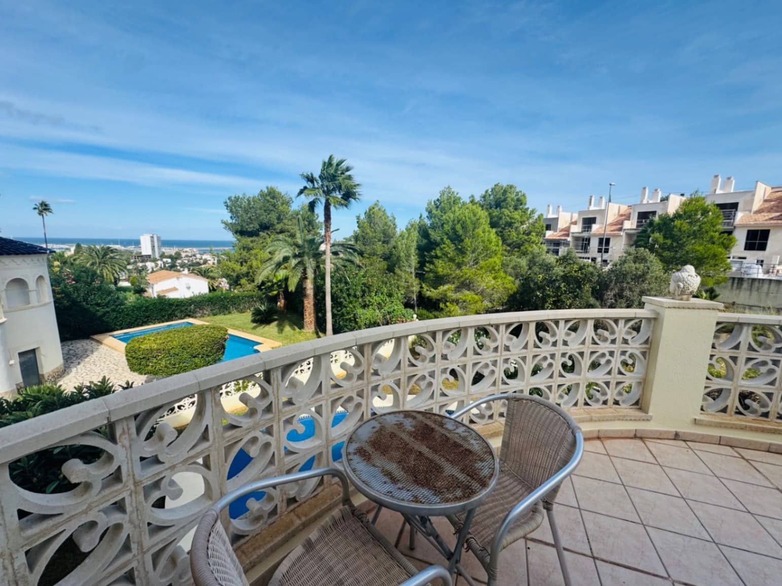 3 bedroom Villa for sale in Denia with pool garage - € 725,000 (Ref: 9734055)