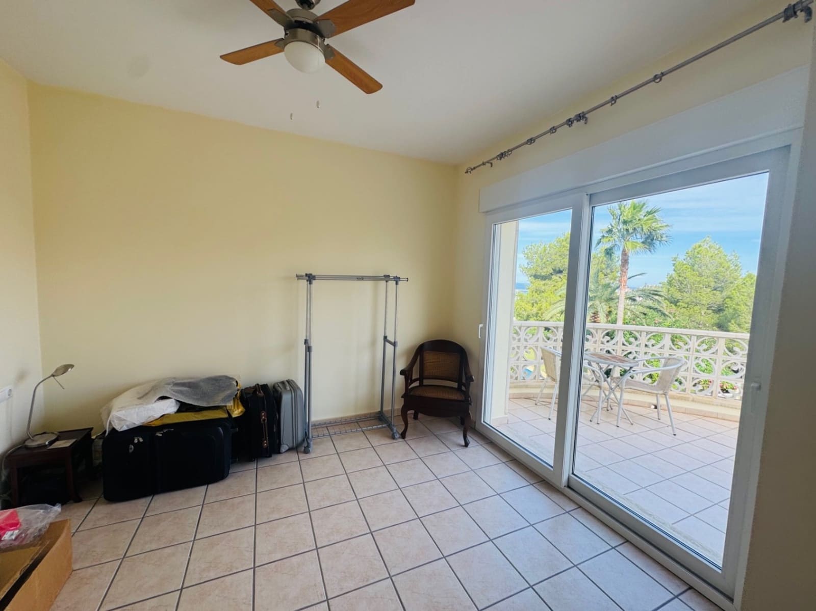 3 bedroom Villa for sale in Denia with pool garage - € 725,000 (Ref: 9734055)