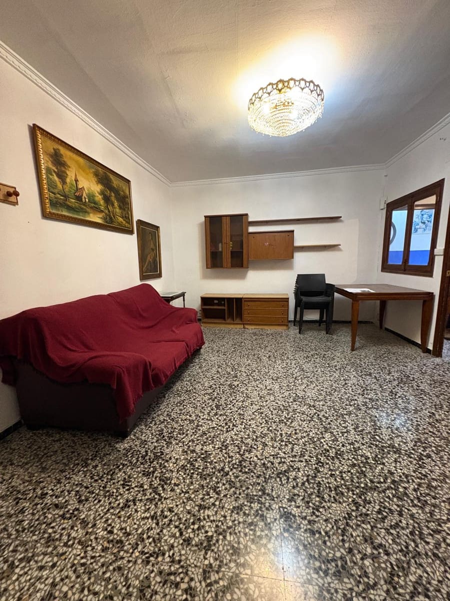3 slaapkamer Appartement te koop in Denia met zwembad - € 160.000 (Ref: 9734059)