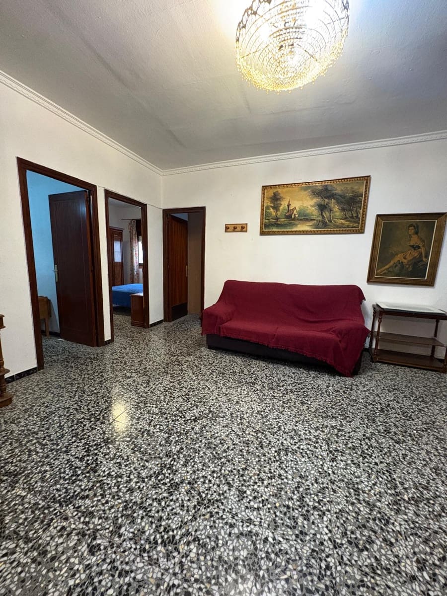 3 slaapkamer Appartement te koop in Denia met zwembad - € 160.000 (Ref: 9734059)