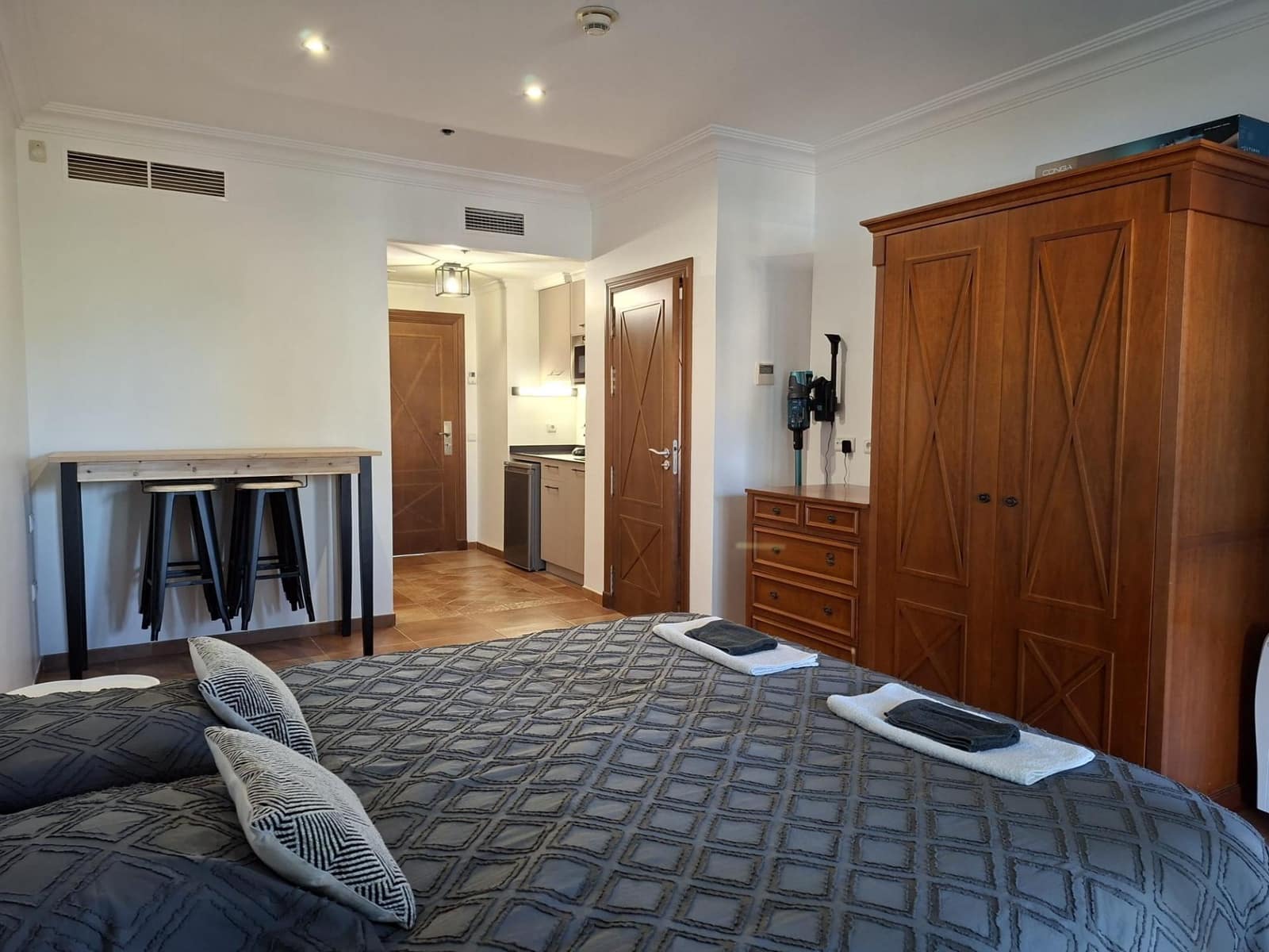 Piso de 2 habitaciones en La Sella en venta con piscina garaje - 423.000 € (Ref: 9775960)