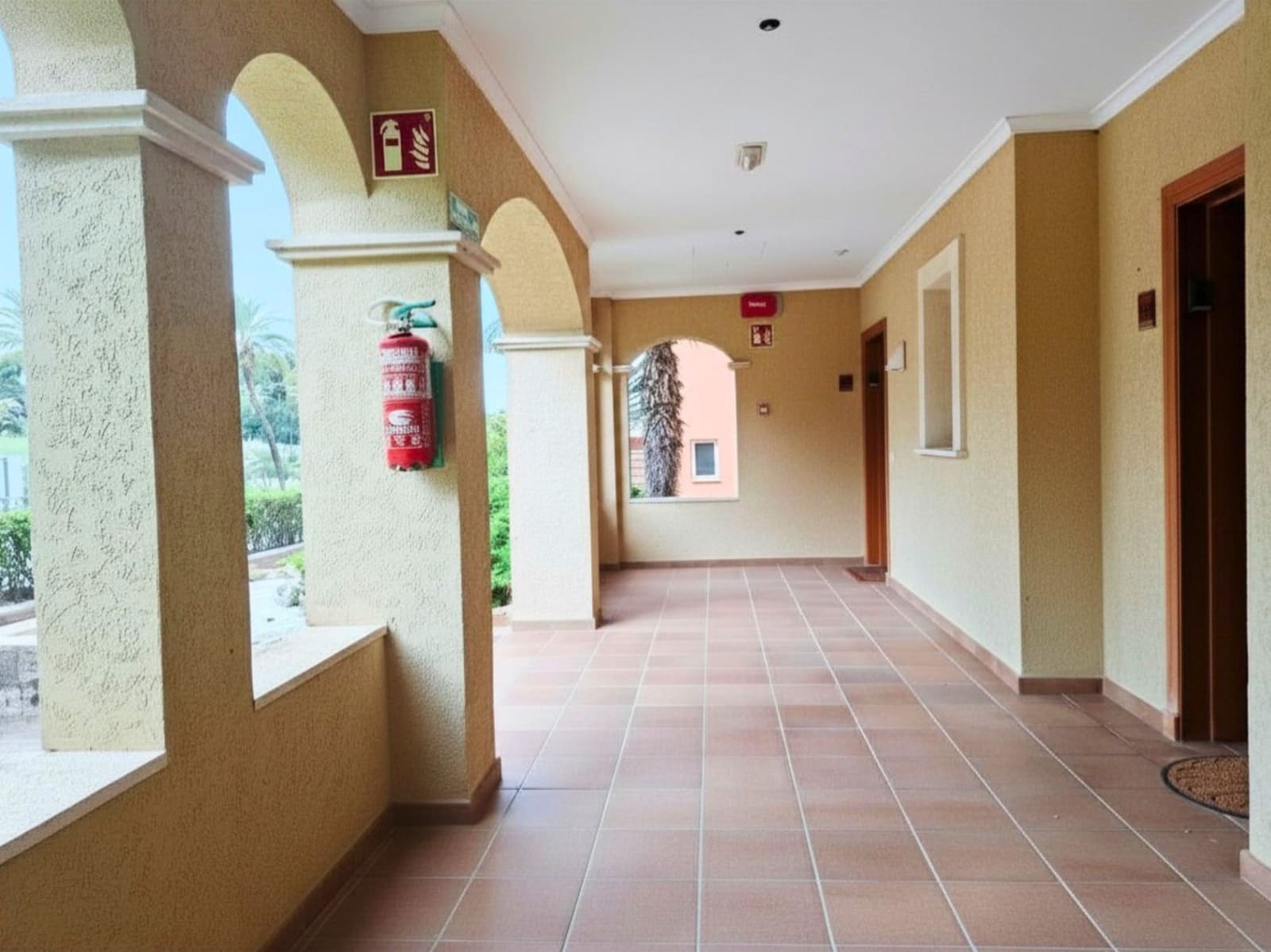 2 sovrum Lägenhet till salu i Denia med pool garage - 395 000 € (Ref: 9775960)
