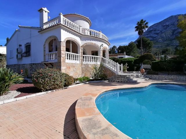 3 Zimmer Villa zu verkaufen in El Montgó, Dénia mit Pool Garage - 635.000 € (Ref: 9775961)