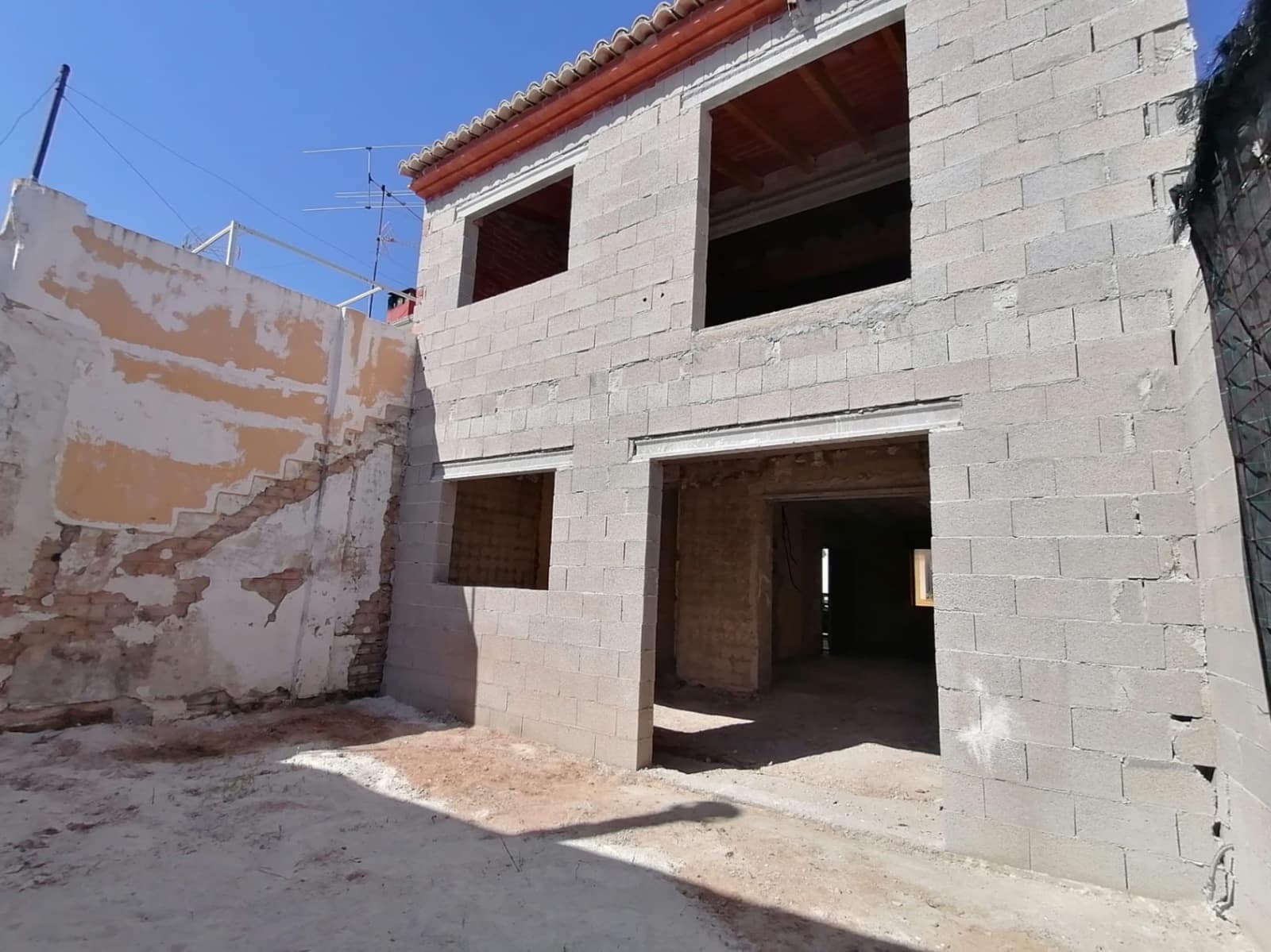 3 bedroom Townhouse for sale in Beniarbeig - € 192,000 (Ref: 9775969)