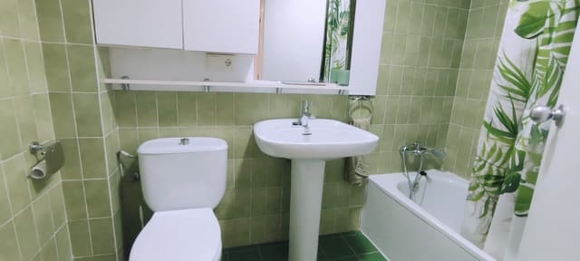 2 sovrum Lägenhet att hyra i Dénia med pool - 1 100 € (Ref: 9795341)