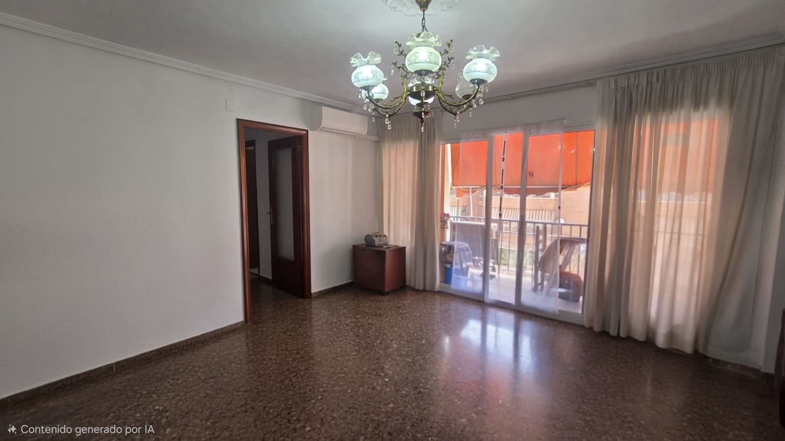 4 slaapkamer Flat te koop in Denia - € 219.000 (Ref: 9816271)