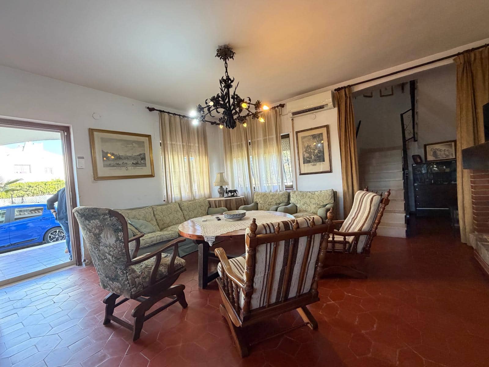 4 bedroom Villa for sale in Denia with garage - € 1,400,000 (Ref: 9816274)