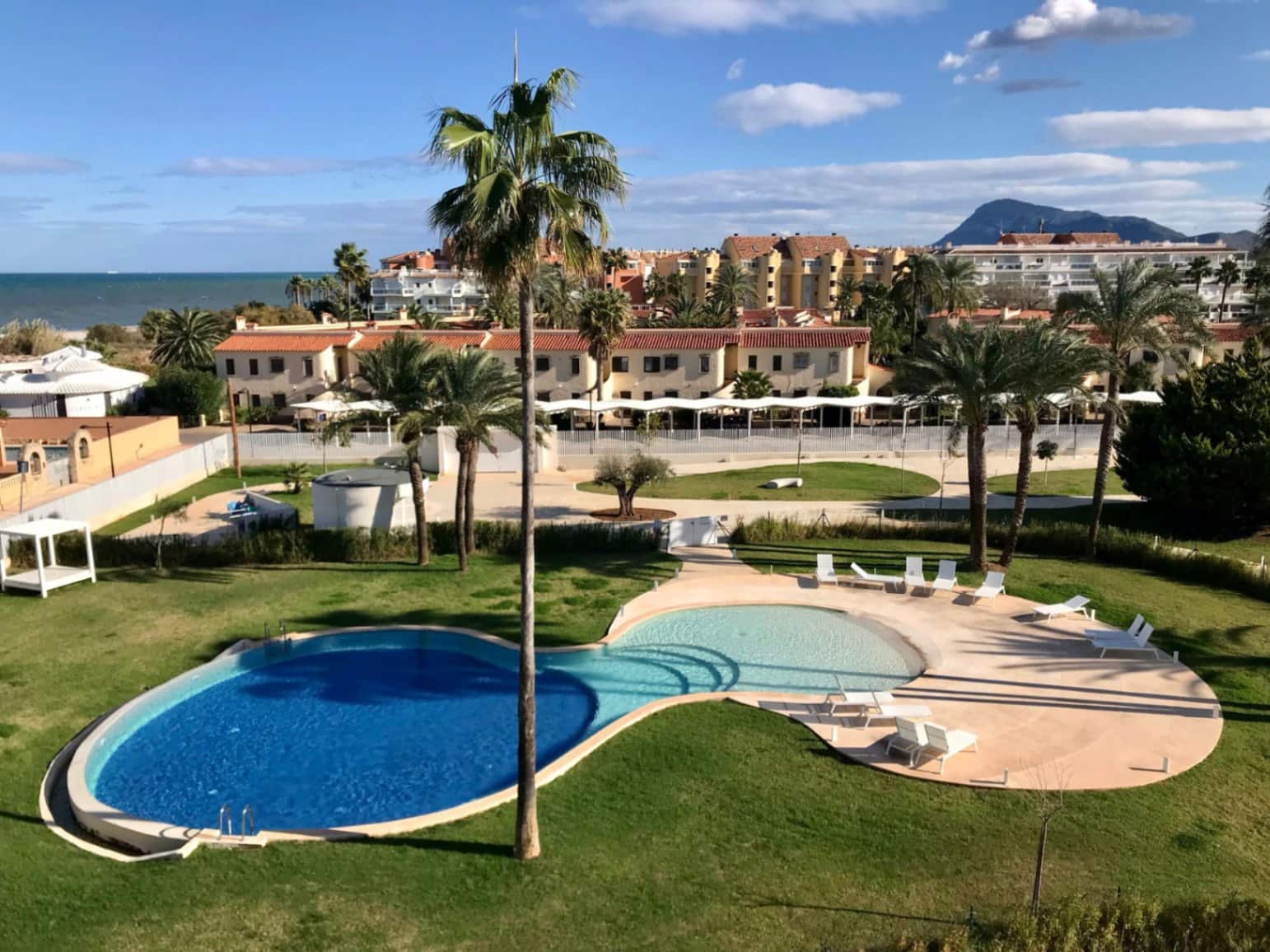 3 soverom Penthouse til salgs i Denia med svømmebasseng garasje - € 879 000 (Ref: 9816275)