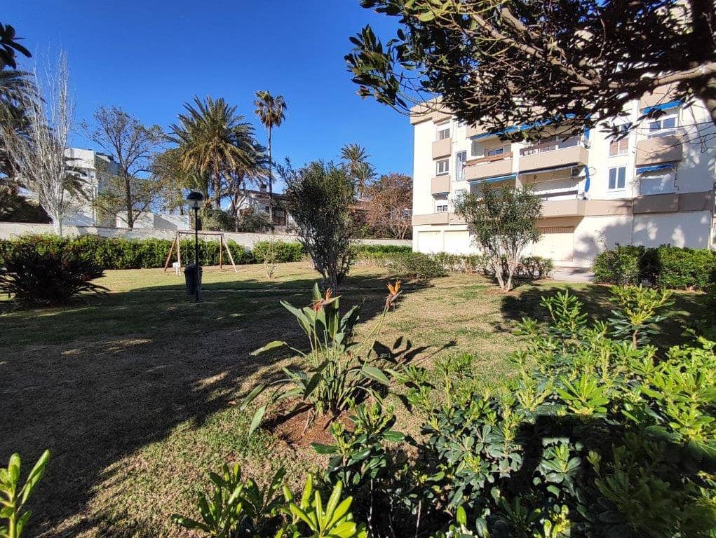 Estúdio para venda em Denia com piscina garagem - 159 000 € (Ref: 9816276)