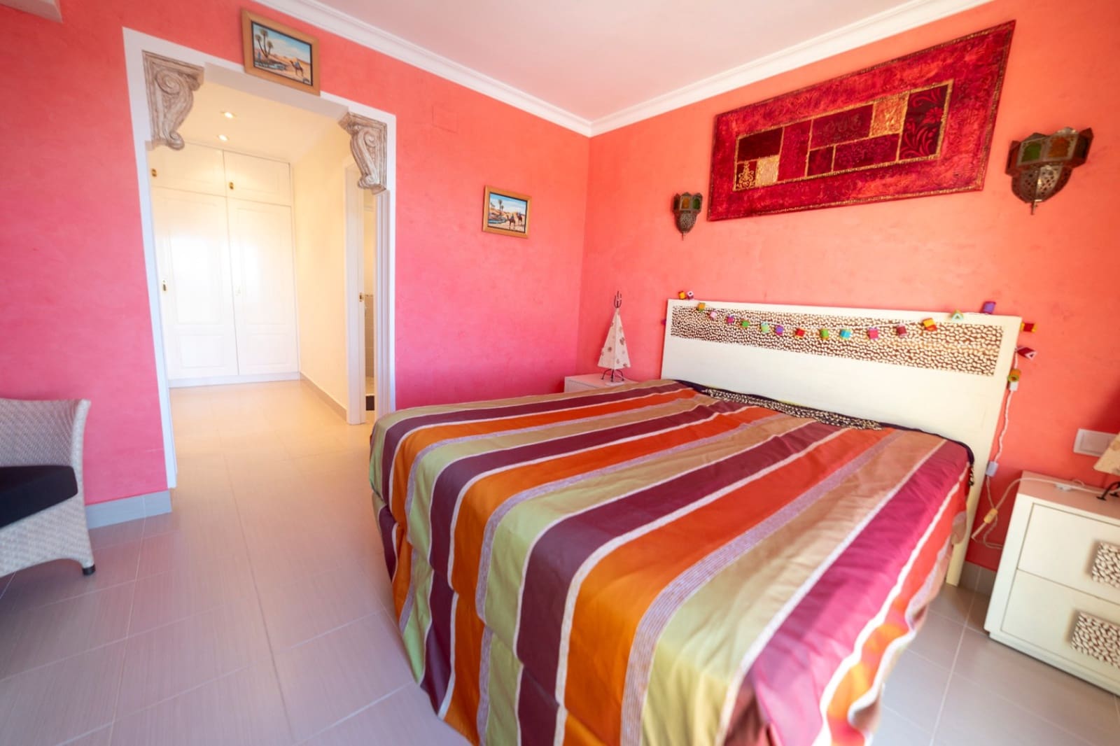 5 bedroom Villa for sale in Denia with pool garage - € 1,375,000 (Ref: 9816771)