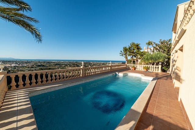 5 camera da letto Villa in vendita in Dénia con piscina garage - 1.375.000 € (Rif: 9816771)