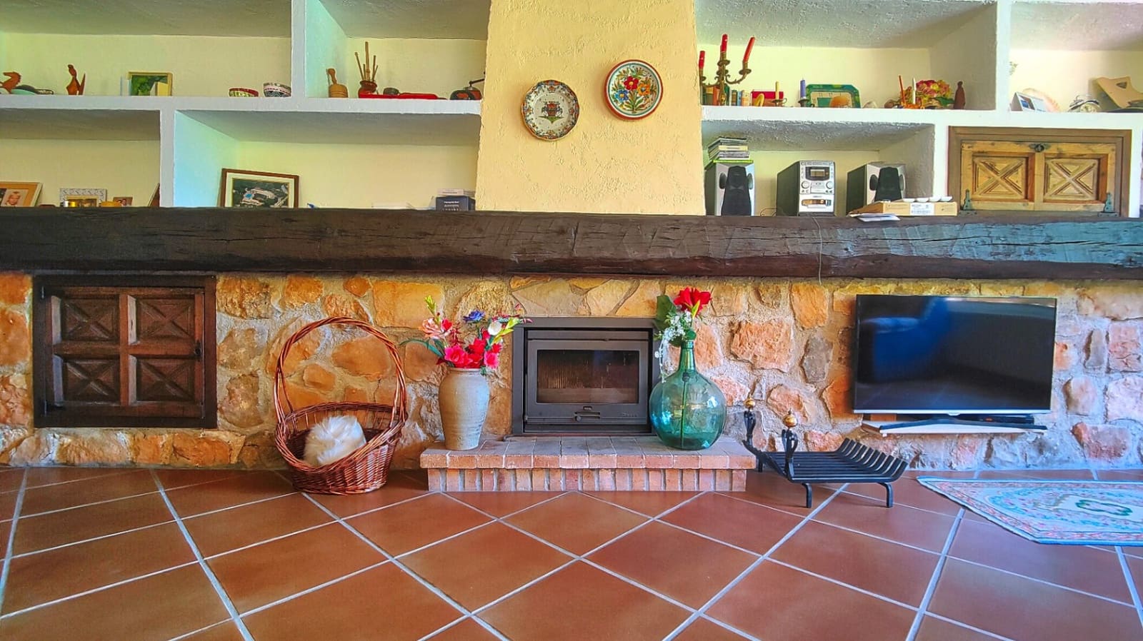 6 bedroom Villa for sale in Denia with pool garage - € 725,000 (Ref: 9821833)
